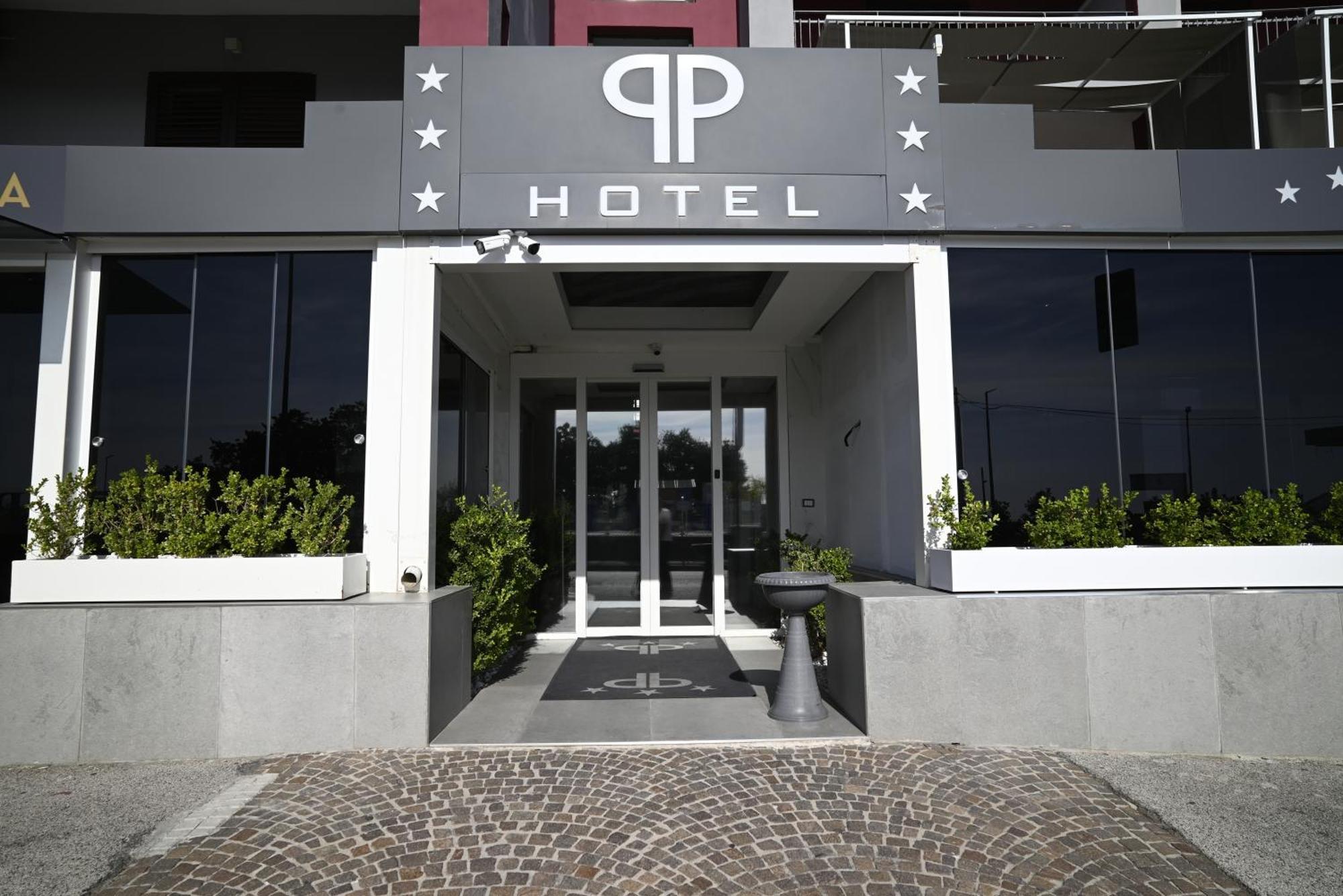 Puteoli Palace 3*